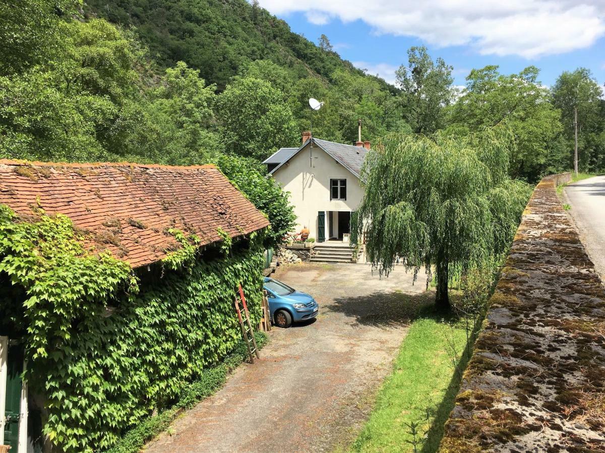 Bed and Breakfast Moulin De La Fayolle Blot-l'Eglise Exterior foto